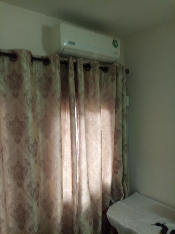 Ange Raphael Hotel ดูอาลา ภายนอก รูปภาพ